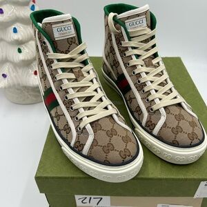 Men's Gucci tennis 1977 high top canvas sneakers size 8, made in Italy